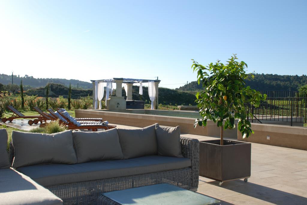 Bastide Saint Maurin Bed and Breakfast Ansouis Exteriör bild
